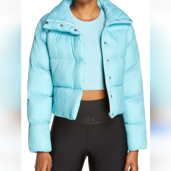 ALO Yoga Light Blue Puffer Jacket - Picture 1 of 11